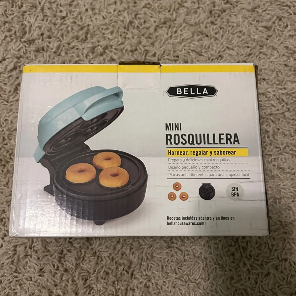 NWT BELLA Mini Donut Maker